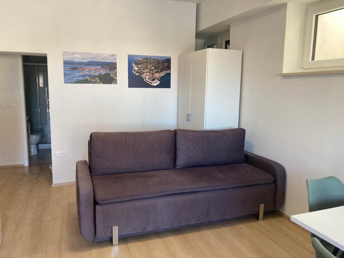 Bellevue 1 Appartement Izola Buitenkant foto